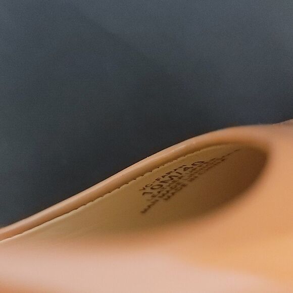 BRAND NEW VINCE CAMUTO SLIP-ON STYLE WOMEN'S WEDGE SHOE G1 - Picture 16 of 16